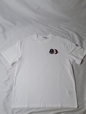 Moncler White Short Sleeve Crewneck T-Shirt with Logo Patch